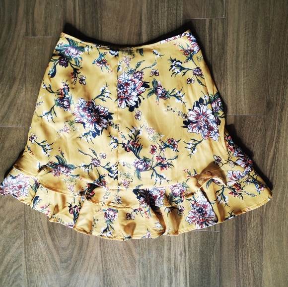 Floral skirt - Mustard Yellow - Picture 3 of 3